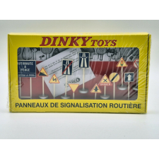  12 darabos útjelző tábla készlet -   - 1:43 makett