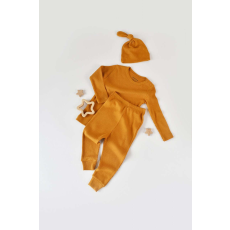  3 részes készlet: hosszú ujjú blúz, hosszú nadrág és organikus és modális pamut sapka - BabyCosy mustár (méret: 3-6 hónap)