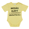 A-K Rövid ujjú baba body “Mosás előtt a kisgyereket távolítsa el!” felirattal