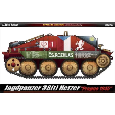  Academy HETZER PRAGUE 1945 1:35 (13277) makett