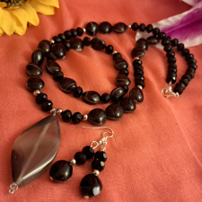  Achát, kristály és percelán kézműves nyaklánc + fülbevaló + karkötő ékszer szett