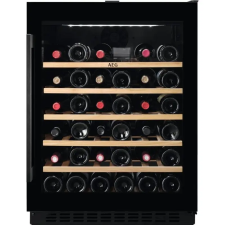 AEG AWS4052B5B beépíthető borhűtő fekete 82cm 52 palack borhűtőgép