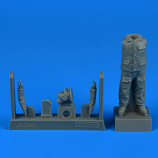  Aerobonus Russian Officer Mechanic 1:32 (320.186) makett