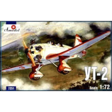  Amodel Ut-2 Soviet trainer airplane 1:72 (AMO7251) makett