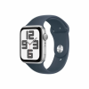 Apple Watch SE (2023) GPS 44mm ezüst alumínium tok, viharkék sportszíj S/M EU MREC3