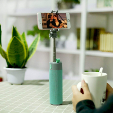  Bluetooth selfie bot power bankkal és hangszóróval power bank