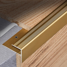 Celox OX Laminált laphoz Lépcsőprofil arany 8 mm 2700 mm lépcsőszegély sarokprofil építőanyag