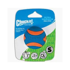  Chuckit! Ultra Squeaker Ball Gumilabda 1 db &quot;S&quot; játék kutyáknak