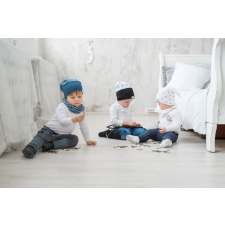  Csősapka, körgömb, türkiz babasapka, sál