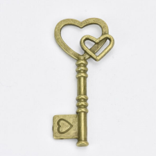 DC Fém medál - Dupla szíves kulcs 1,9cm x 4,3cm medál