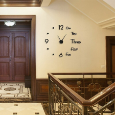 Design-os arany karóra elegáns megjelenéssel falióra