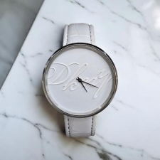  DKNY White Lady Karóra karóra