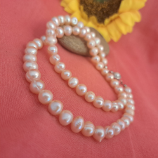  Édesvízi tenyésztett  gyöngy nyaklánc,  elegáns és mutatós ékszer szett