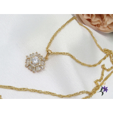  Emira antiallergén virág medálos nyaklánc-18K nyaklánc