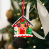 Family Karácsonyi mágneses dekoráció - 2 az 1-ben - mézeskalács házikó hóemberrel - 85 x 75 mm