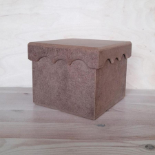  Fedeles négyszögletes doboz, mérete: 13x13x11 cm dekorációs kellék