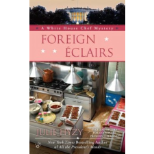 Foreign Eclairs – Julie Hyzy idegen nyelvű könyv