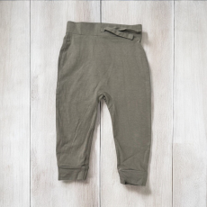 George Keki színű legging