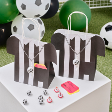 Ginger Ray Játékvezetői póló futballparti táskák síppal és kártyacímkékkel party kellék