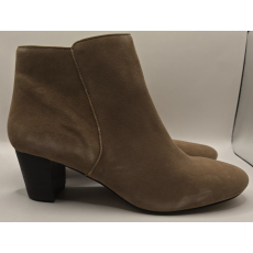  H&M Bézs hasított bőr magassarkú csizma