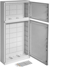 Hager FL354B Műanyag, 2 részes állószekrény lábazatttal, aszimmetrikus, 1750x850x300, IP65 villanyszerelés