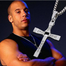  Halálos Iramban Vin Diesel Dominic Toretto kereszt feszület nyaklánc nyaklánc
