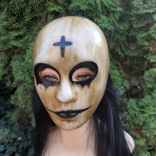 Halloween varrott szájú keresztes maszk jelmez