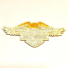  Harley Davidson felirat sassal. Mérete:16,3x7 cm dekorációs kellék