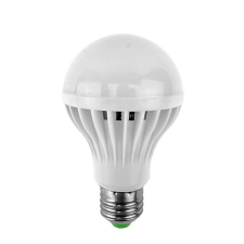 Heni 7W kompakt energiatakarékos LED izzó, E27 foglalatba / 7W=~80W - hideg fehér izzó