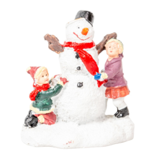  Hóemberes jelenet gyerekekkel poly M6,5cm dekorációs kellék