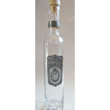 Hunbolt Hosszú pálinkás üveg ón nyakpánttal és szilva matricával pálinkás pohár