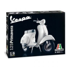 Italeri : Vespa 125 Primavera robogó makett, 1:9 (4633s) (4633s) makett