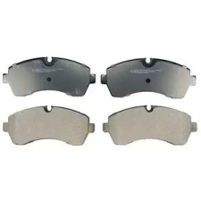 KAMOKA fékbetét készlet elsőtengely,kopásjelző érintkezőhöz előkészítve,brembo fékrendszerű,168mm fékbetét