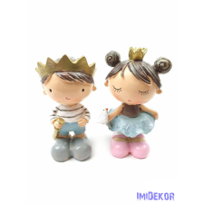 Koronás gyerek figurák dekorációs kellék