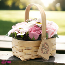  Közepes Rózsaszín Csokor Fonott Kosárban ajándéktárgy