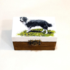  Kutyás pénzátadó dobozka. Mérete: 9x5,5x5 cm dekorációs kellék