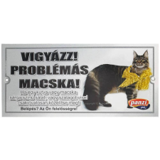  Kutyatábla - műanyag (Vigyázz! Problémás macska!) 18x8,5cm kutyafelszerelés