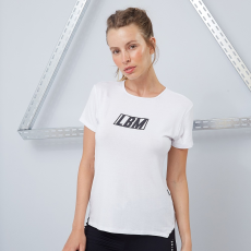 LABELLAMAFIA Women's T-shirt Essentials white