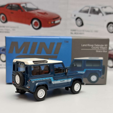 Land Rover Defender 90 1:64 Mini GT 353 autópálya és játékautó
