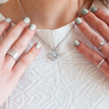  Layona	-	Nyaklánc igéző medállal nyaklánc