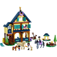 LEGO Friends Erdei lovaglóközpont (41683) lego