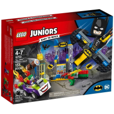 LEGO Juniors Joker támadása a Denevérbarlang ellen 10753 lego