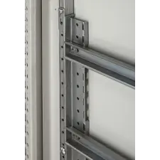 LEGRAND 047719 Altis perforált tartórúd ajtóhoz 600 mm villanyszerelés