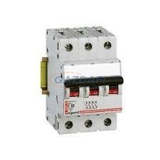 LEGRAND 403760 TX3 kismegszakító 3P D50 6000A/6kA BIC villanyszerelés