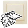  Legrand 774120 Valena IP44 2P+F csatlakozóaljzat csapófedéllel, elefántcsont ( Legrand 774120 )