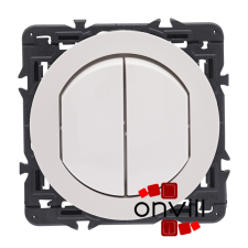 LEGRAND CF2X067002Ip-HK, Céliane Csillárkapcsoló, 10 AX, IP44, Hosszú Körmös, Fehér világítási kellék