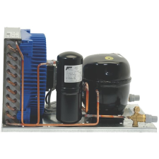  LEVEGŐ-HŰTŐ KONDENZÁCIÓS EGYSÉG AV6144Z beépíthető gépek kiegészítői