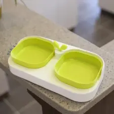  Levélcsírás dupla tálkészlet kisállatoknak - Fehér kutyatál