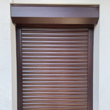  MAHAGÓNI SZÍNŰ alumínium redőny redőny