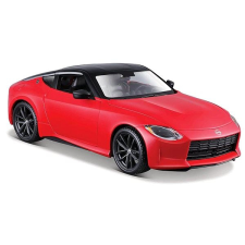 Maisto 2023 Nissan Z, piros-fekete makett